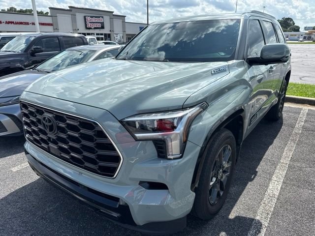 Used 2024  Toyota Platinum image 1