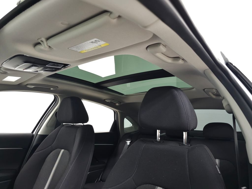 2025 Hyundai Sonata SEL - Photo 18