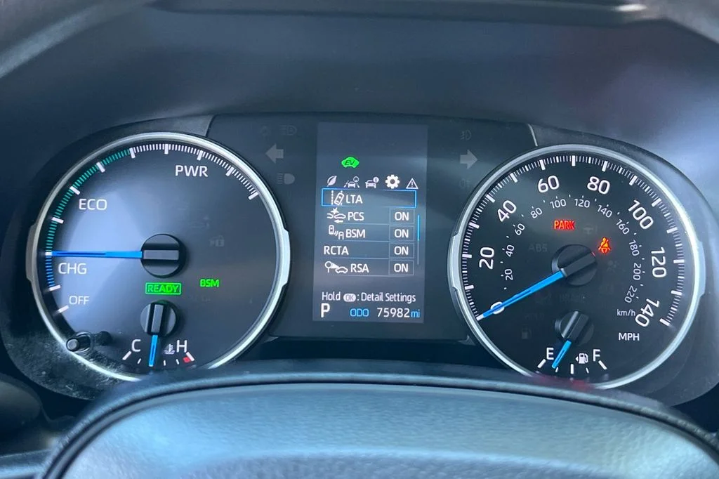 Certified Used 2021 Blue Toyota XLE image 26