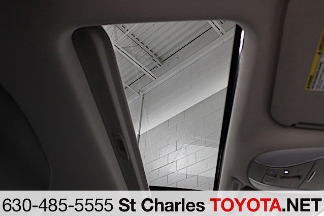 Used 2018 Black INFINITI 60 image 21