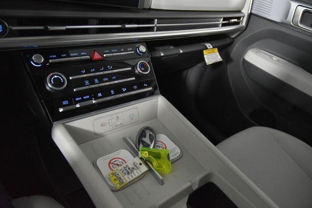 New 2027 Gray Hyundai SE AWD image 70