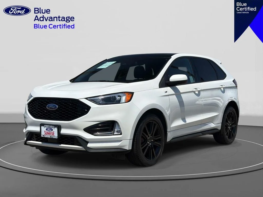 2022 Ford Edge ST-Line AWD's photo