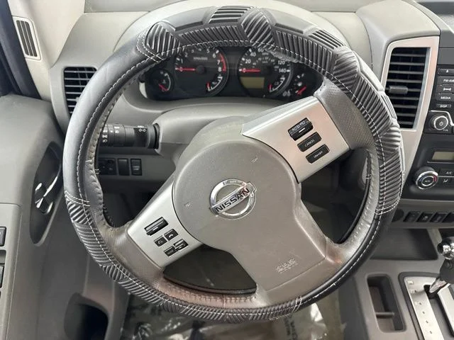 Used 2016 Gray Nissan SV image 23