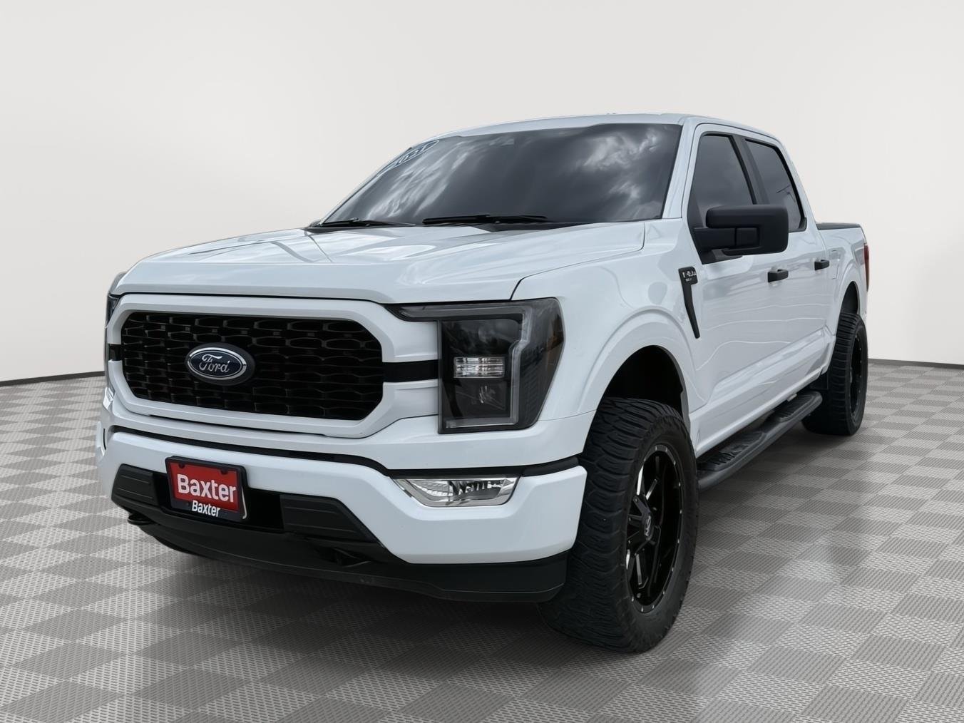 Used 2021 Oxford White Ford XL image 3