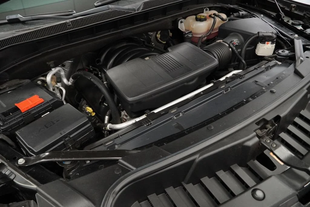 Used 2022 Black Chevrolet LT image 39