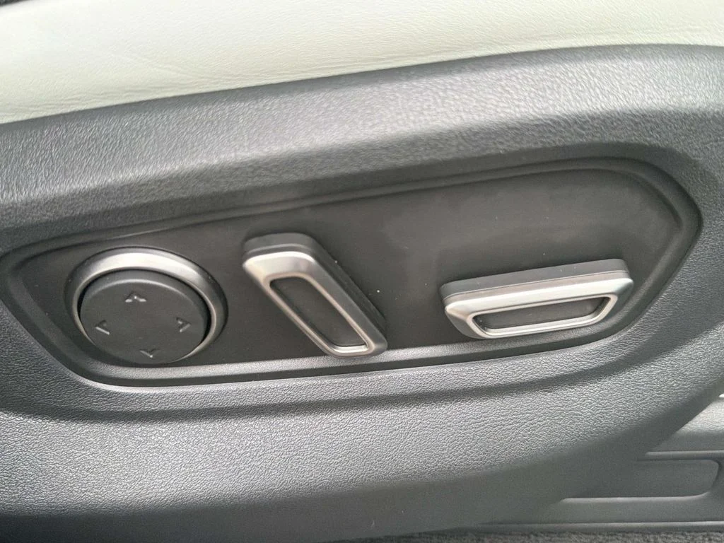 Used 2024 Grey Rivian Adventure image 29