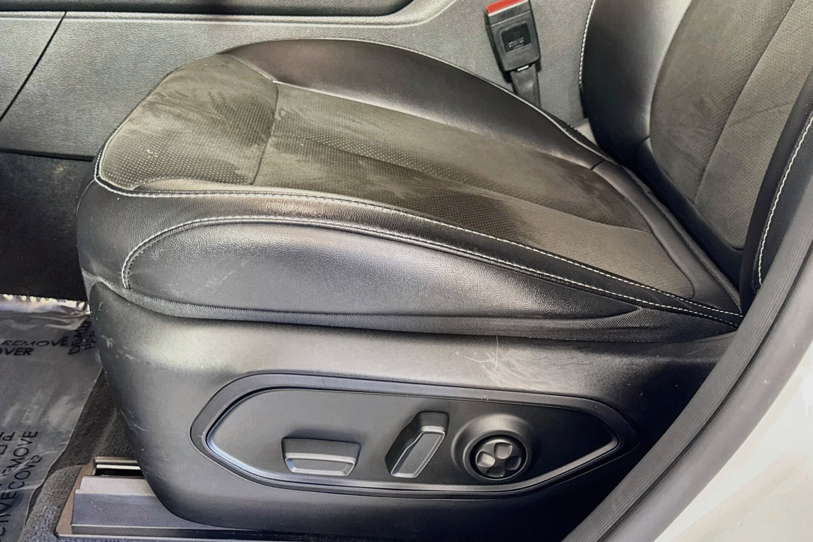 Used 2023 Bright White Clearcoat Jeep Altitude image 18
