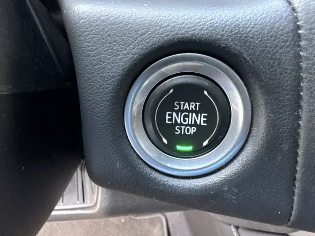 Used 2022 White Chevrolet Premier image 42