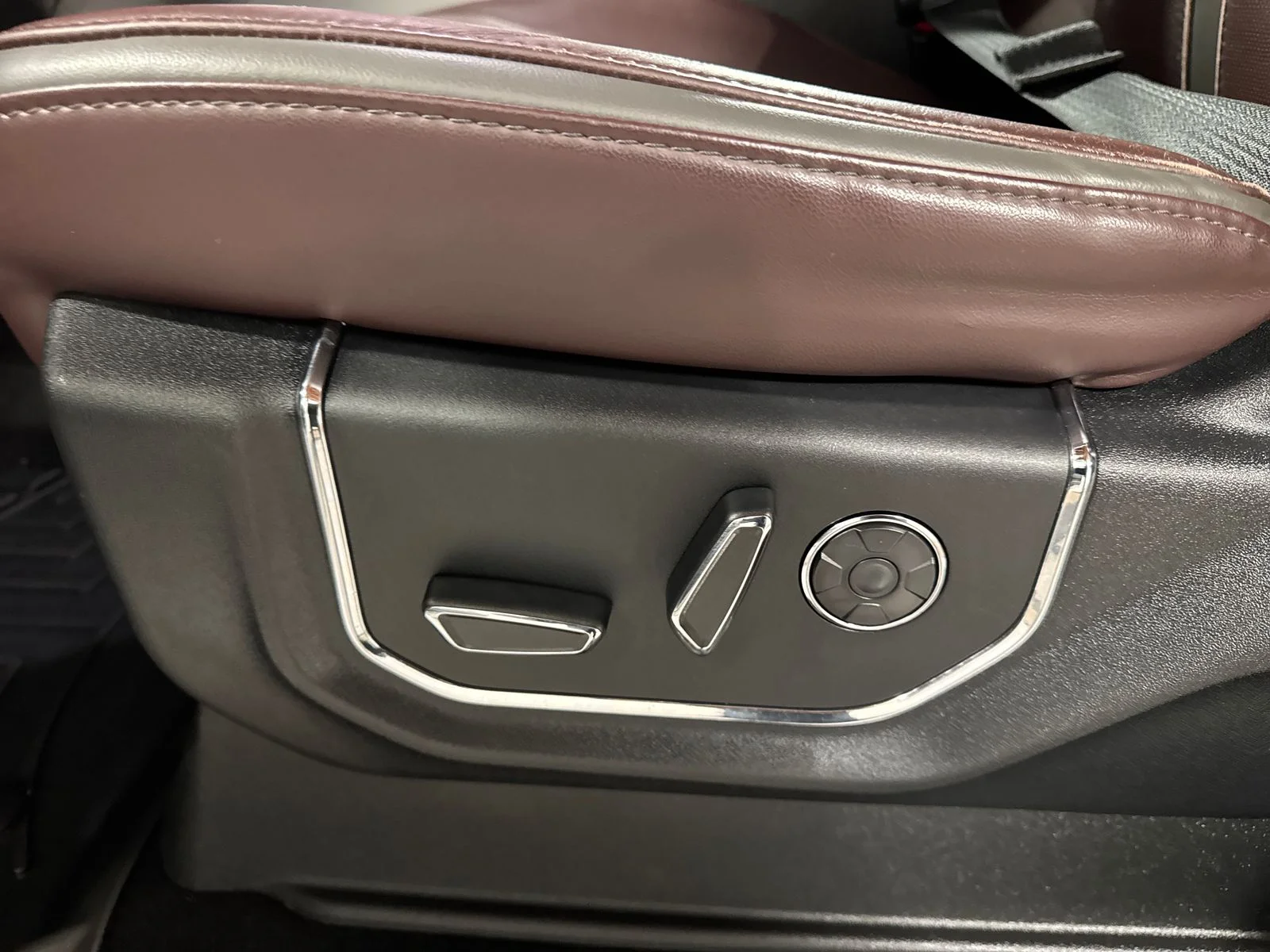 2016 Ford F-150 Platinum - Photo 17