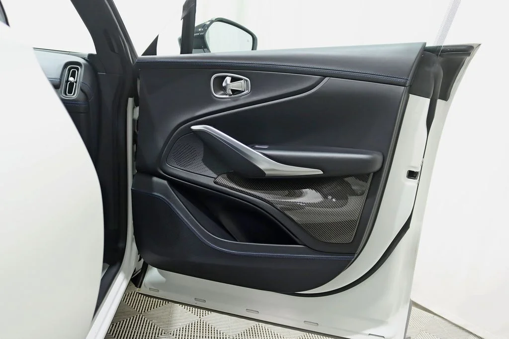 Used 2023 White Aston Martin 707 image 44