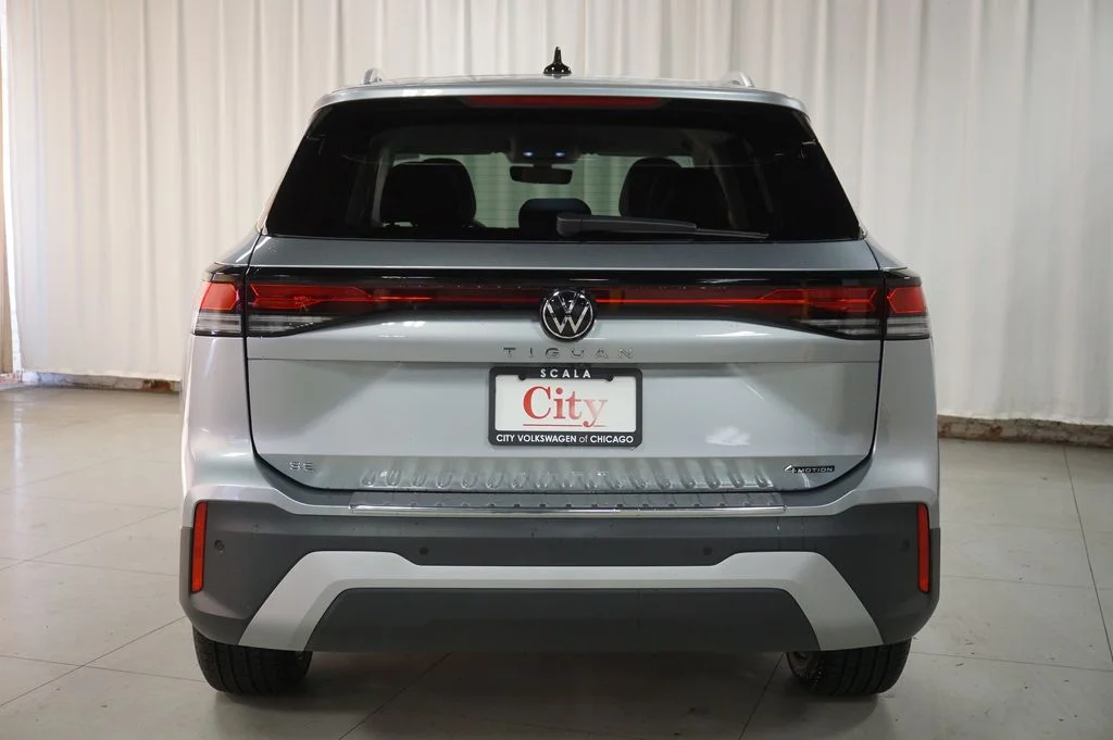 New 2026 Pyrite Silver Metallic Volkswagen 2.0T SE image 6
