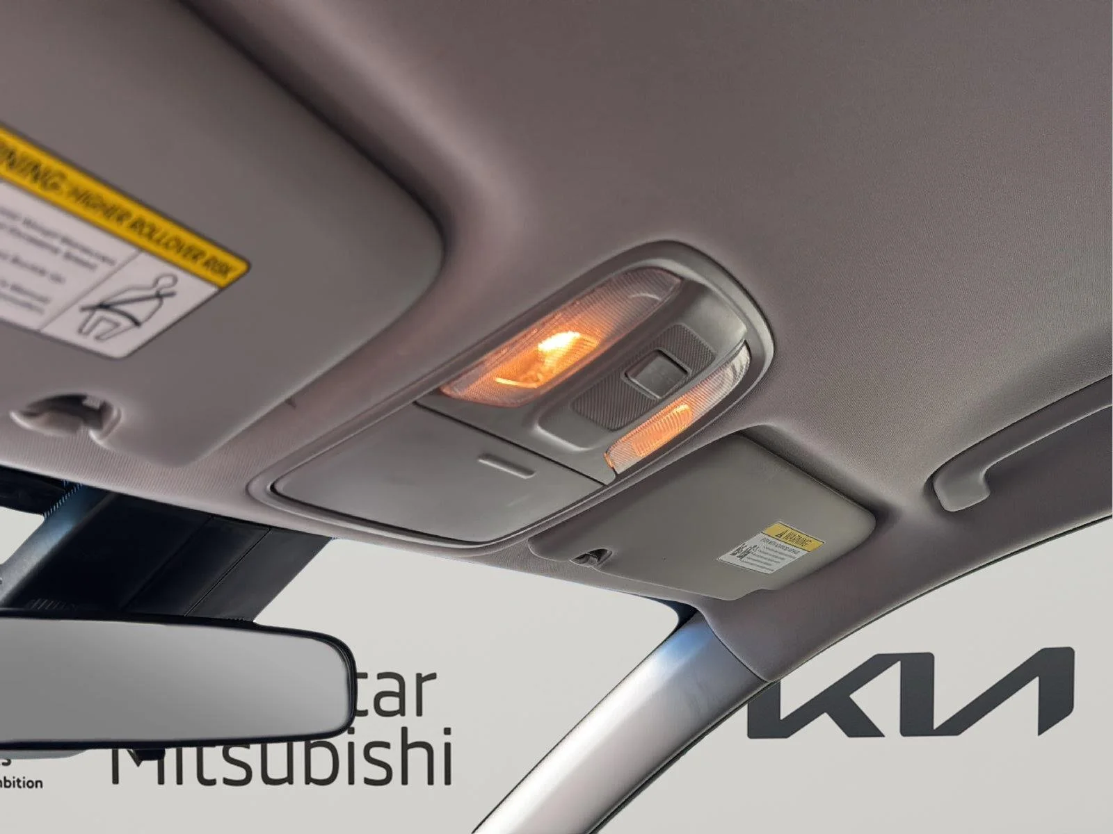 Used 2020 Clear White Kia LX image 22