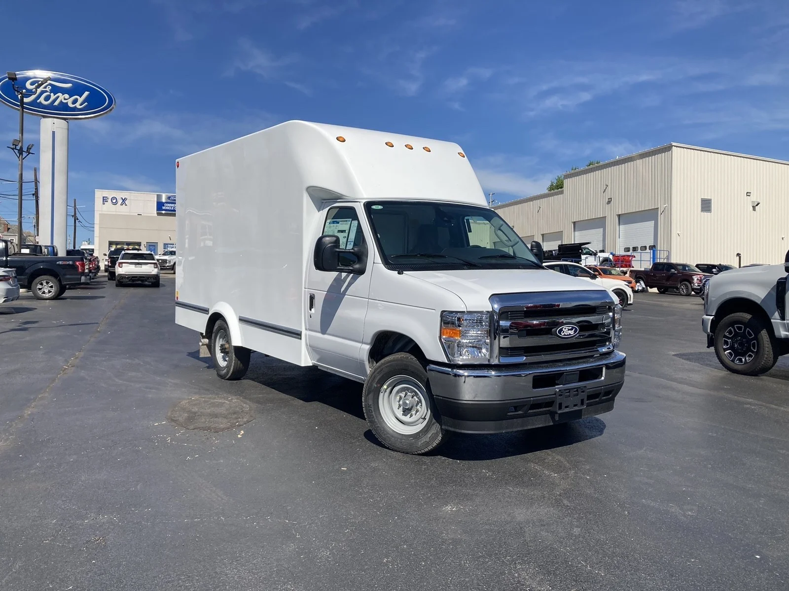 2027 Ford E-Series SRW E-350 Super Duty 138 in WB's photo