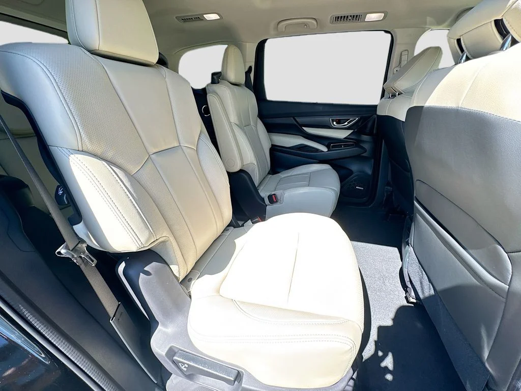 New 2026 CRYSTAL BLACK SILICA Subaru Limited 7-Passenger image 36