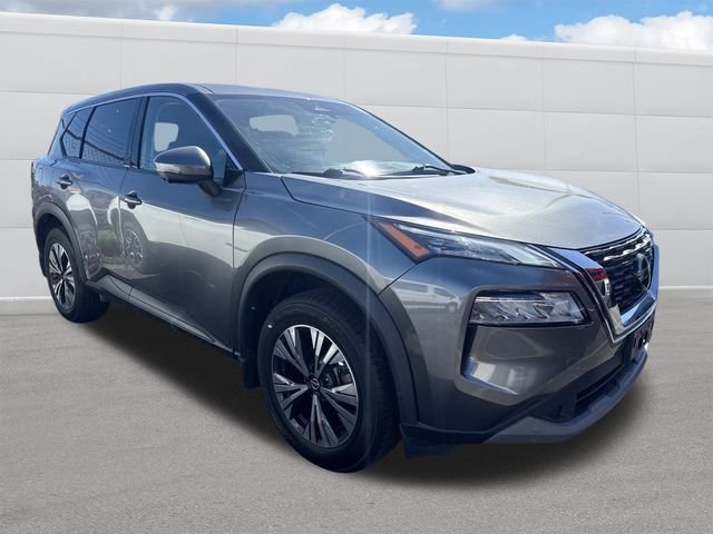 Used 2021 Gun Metallic Nissan SV image 2