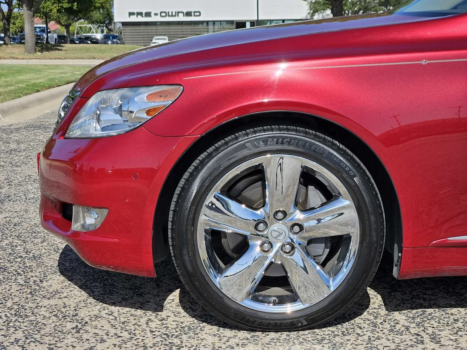 Used 2010 Matador Red Mica Lexus  image 5