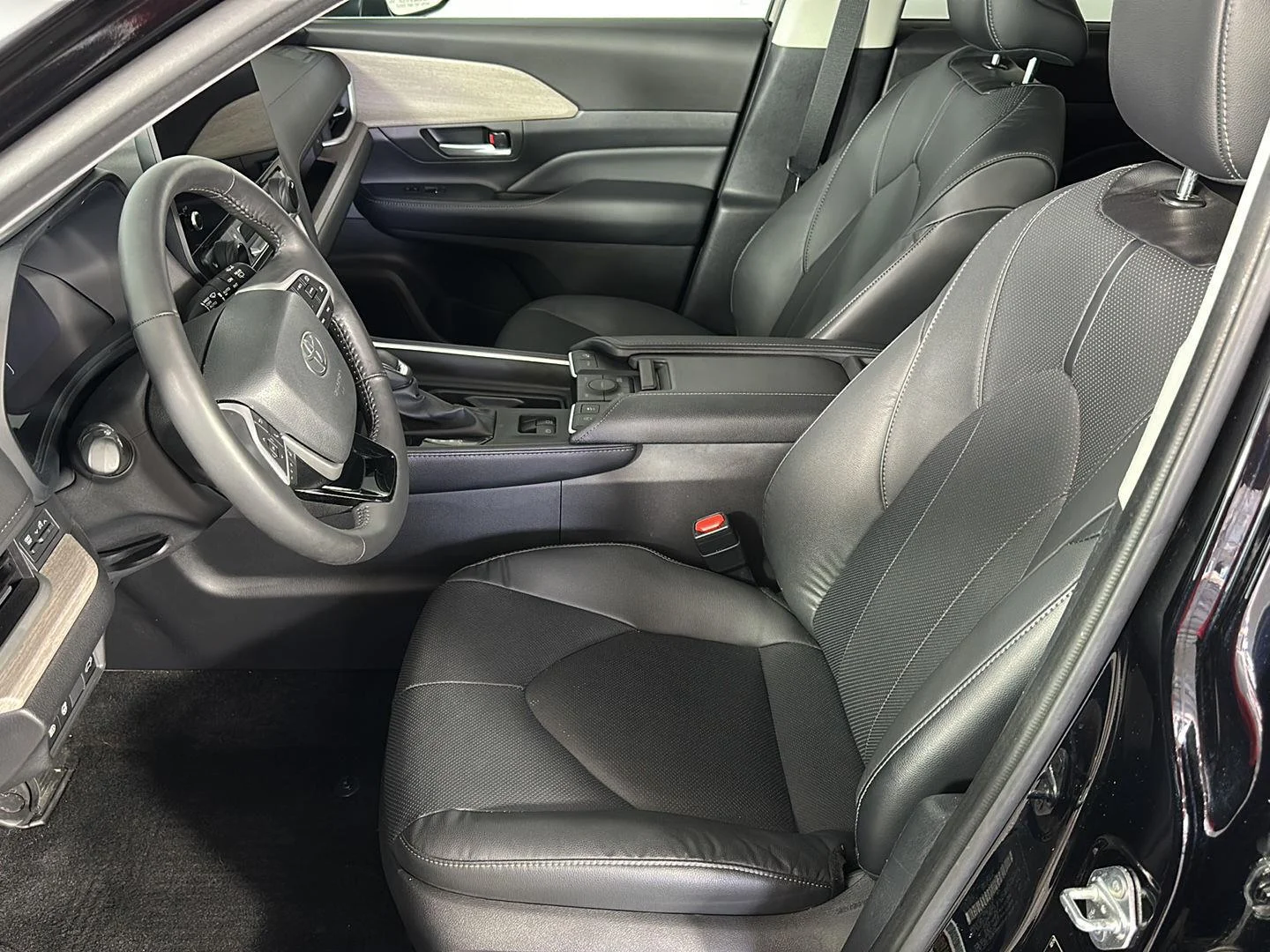 Used 2024 Midnight Black Metallic Toyota Limited image 37