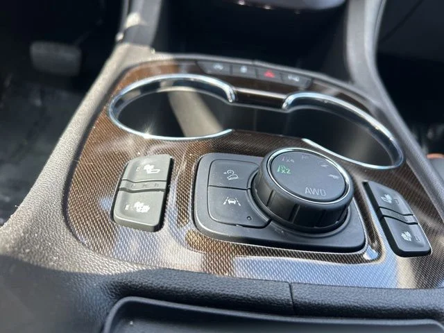 Used 2023 Silver GMC AT4 image 23