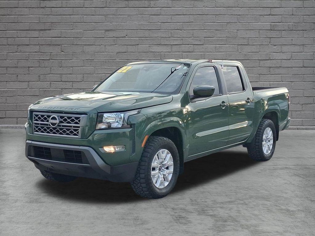 Used 2022 Green Nissan SV image 3