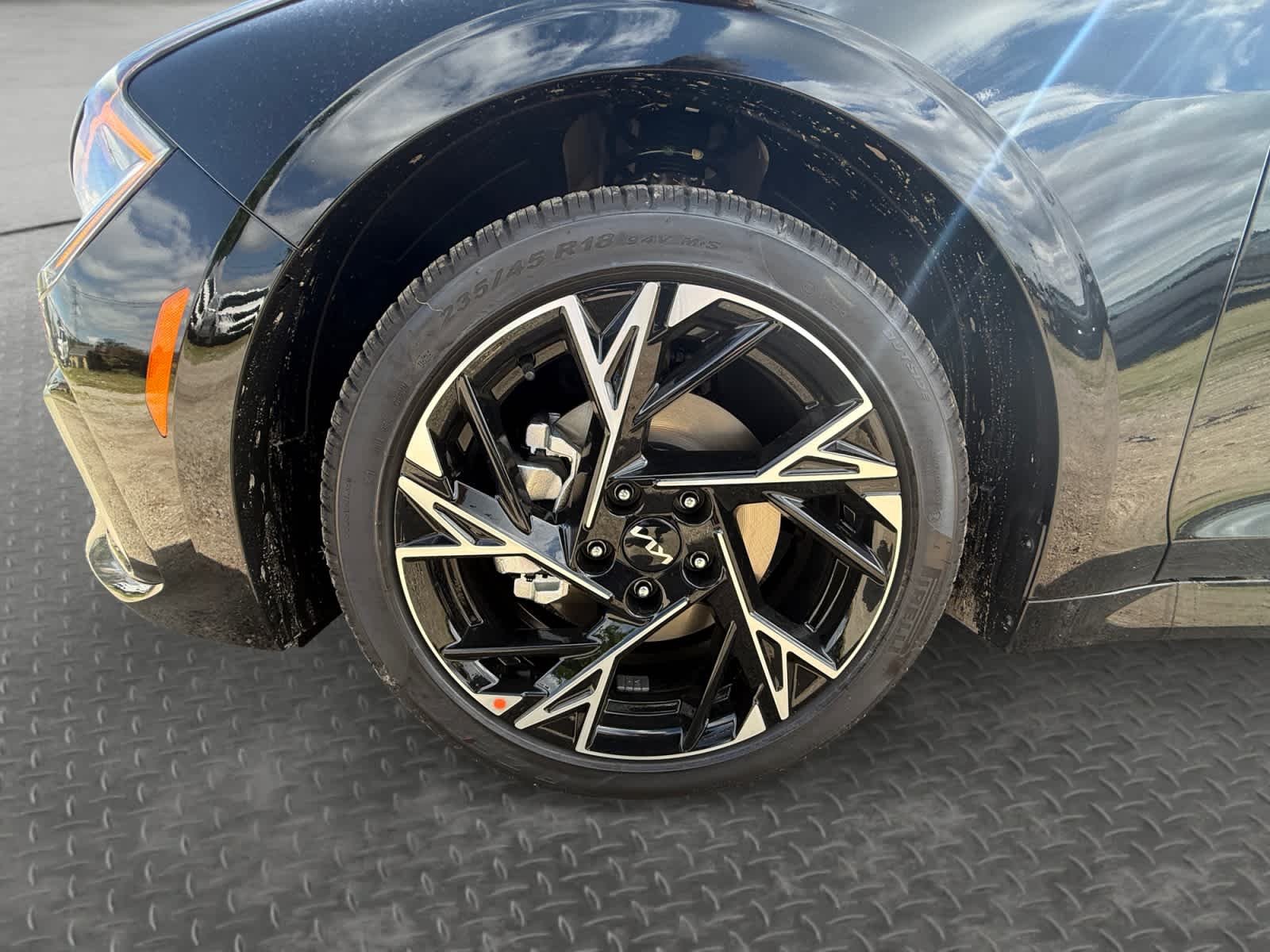 New 2026 Aurora Black Pearl Kia GT-Line image 9
