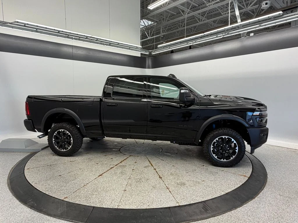 New 2026 Diamond Black Crystal Pearl-Coat Exterior Paint Ram Rebel image 25