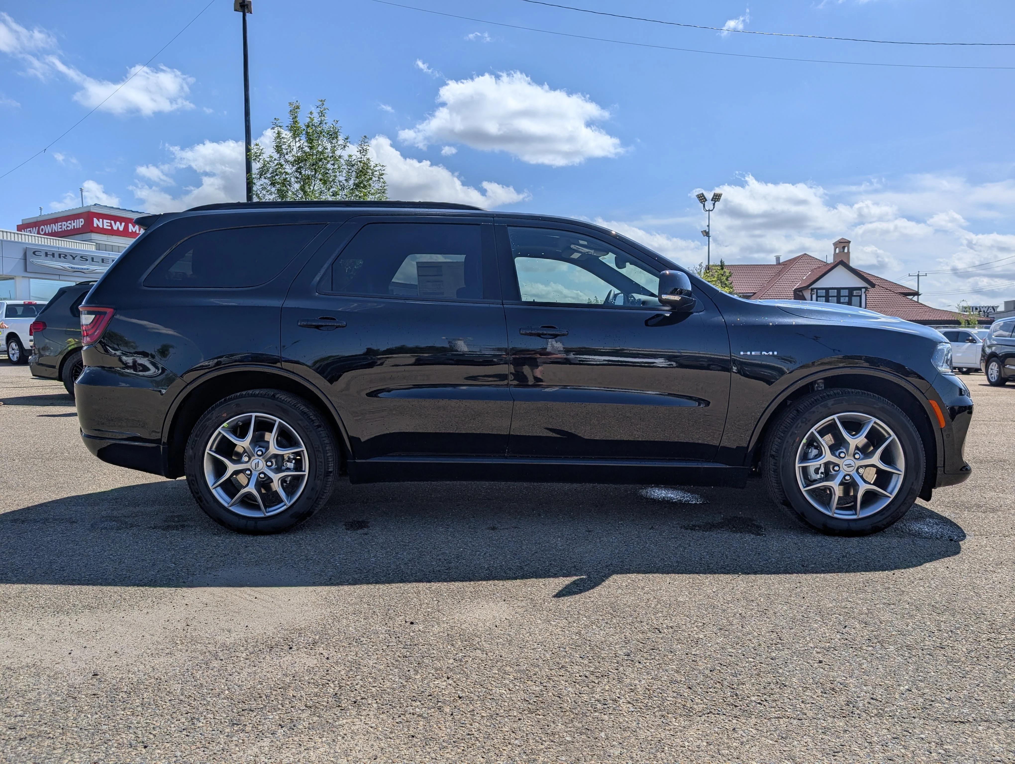 New 2026 DB Black Dodge GT HEMI V8 Plus image 8