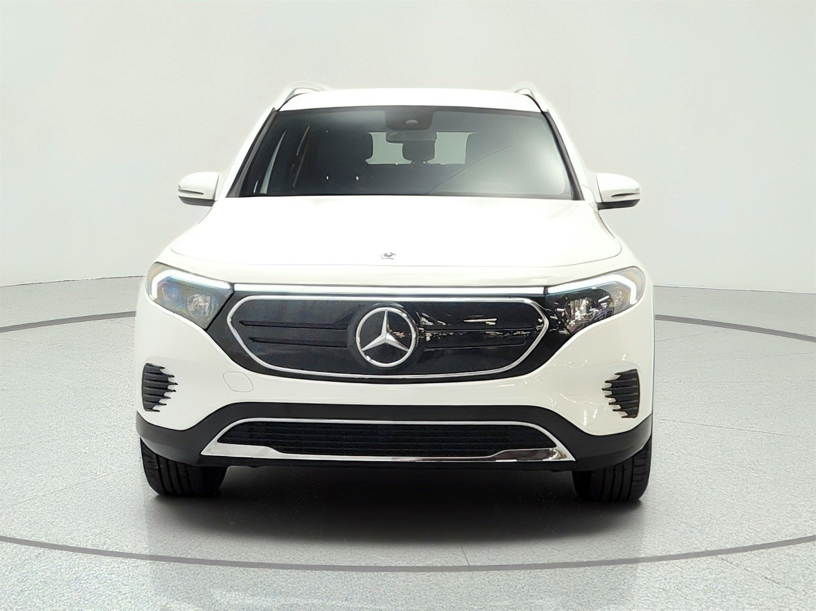 Used 2023 Polar White Mercedes-Benz EQB 300 4MATIC® SUV image 2