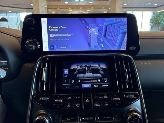 New 2026 Eminent White Pearl Lexus LX 700h LUXURY image 17