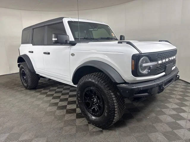 2024 Ford Bronco Wildtrak 4x4's photo
