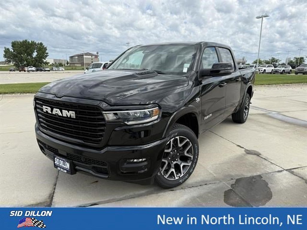 New 2026 Diamond Black Crystal Pearl-Coat Exterior Paint RAM Laramie Crew Cab 4x4 5