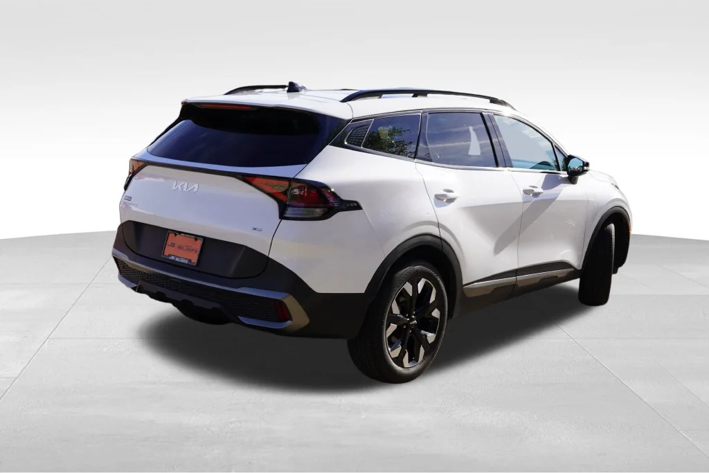 Certified Used 2024 Glacial White Pearl Kia X-Line image 5