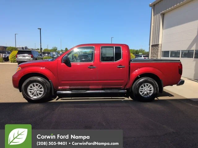 Used 2019 Cayenne Red Metallic Nissan  image 6