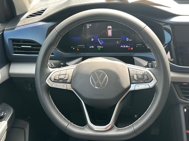 Used 2023 Black Volkswagen 1.5T SE image 23