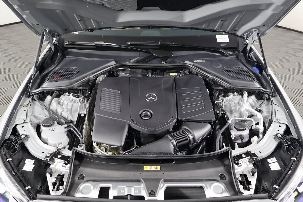 New 2026 MANUFAKTUR Alpine Grey Mercedes-Benz E 350 image 9