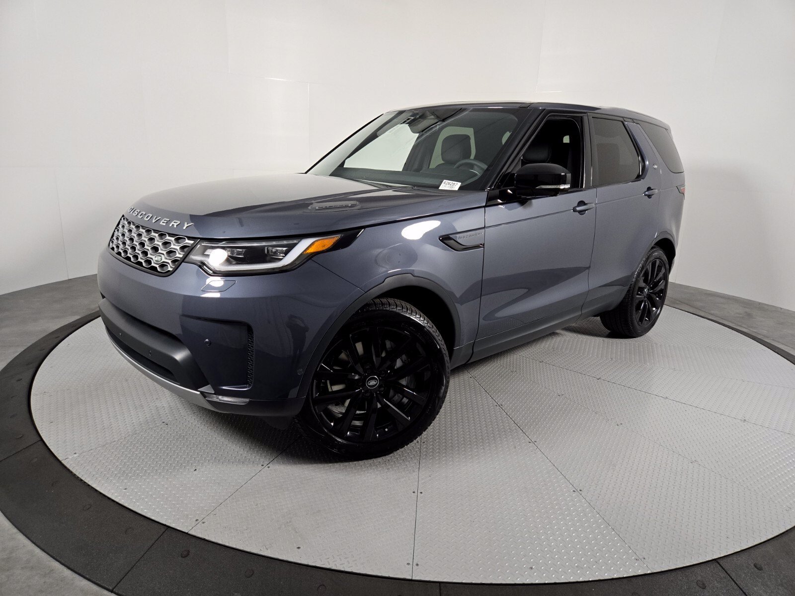 2026 Land Rover Discovery