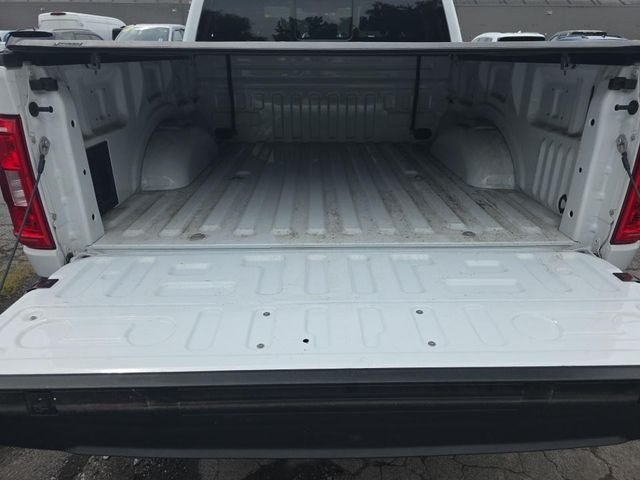 Used 2023 White Ford XLT image 24