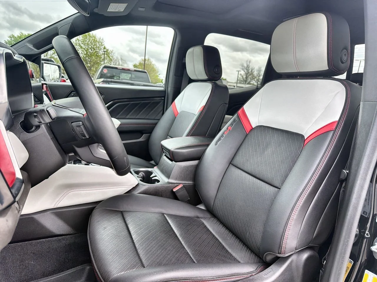 Used 2024 Onyx Black GMC AT4X image 16