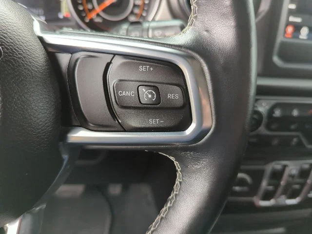 Used 2018 Gray Jeep Unlimited Sahara image 12