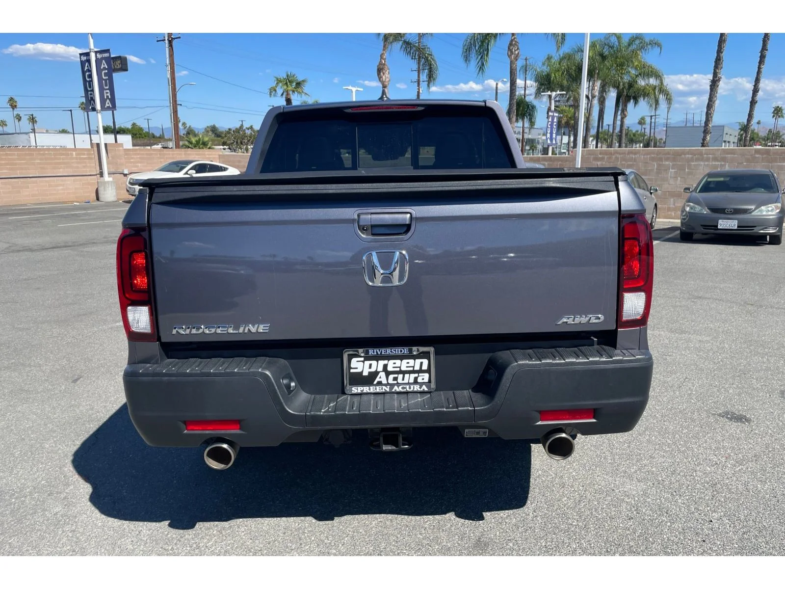Used 2022 Modern Steel Metallic Honda RTL image 4