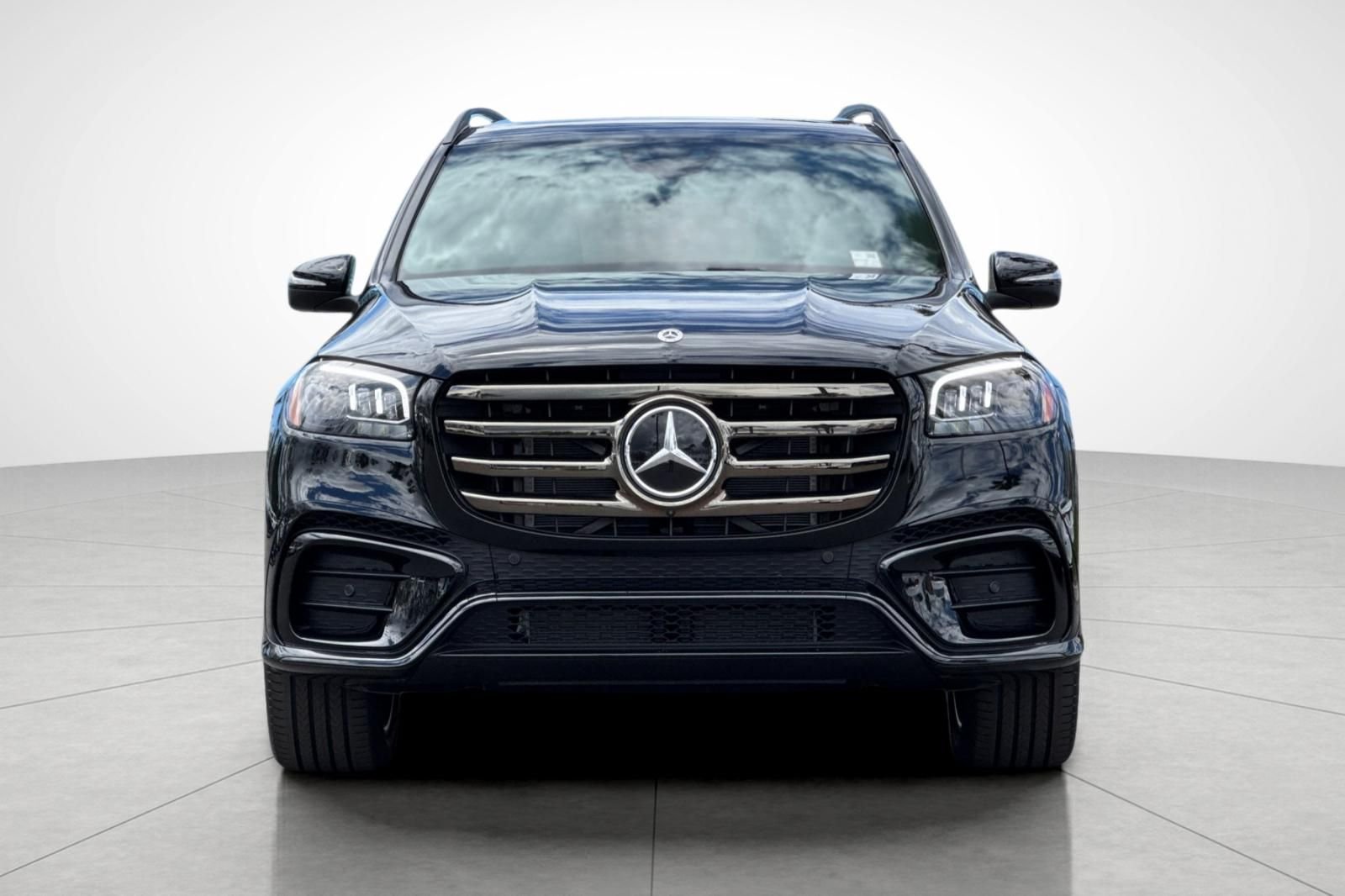 New 2026 Black Mercedes-Benz GLS 450 image 5