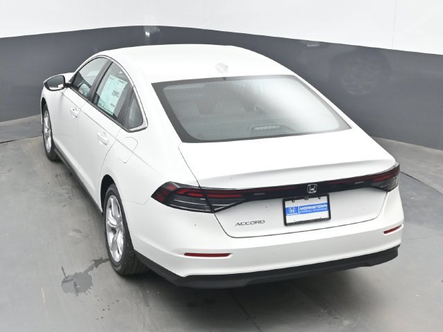 New 2026 Platinum White Pearl Honda LX image 29