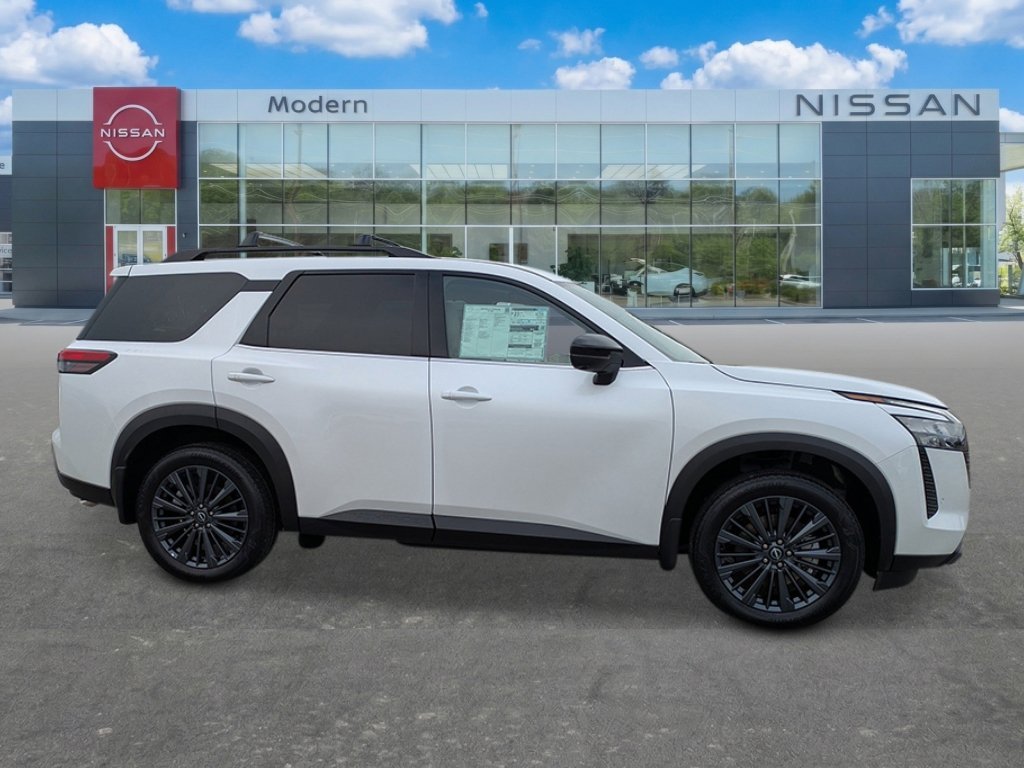 New 2026 Everest White Pearl Tricoat Nissan SL image 6