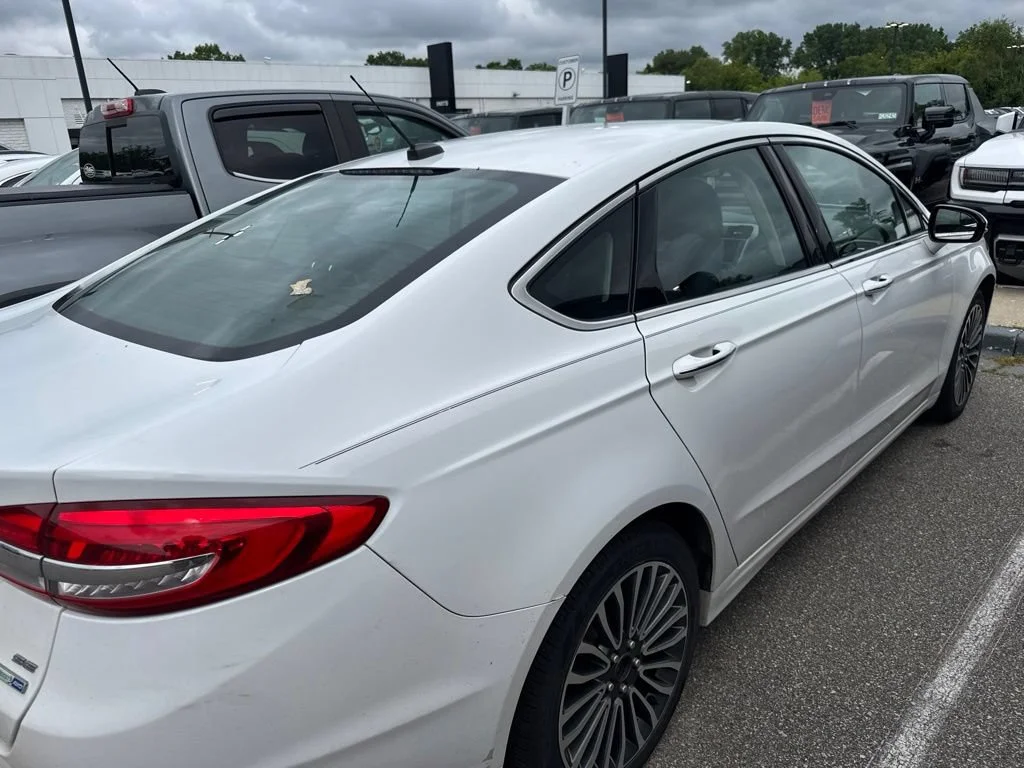 Used 2017 White Ford SE image 7