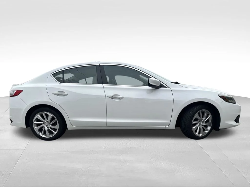 Used 2016 White Acura 2.4L image 10