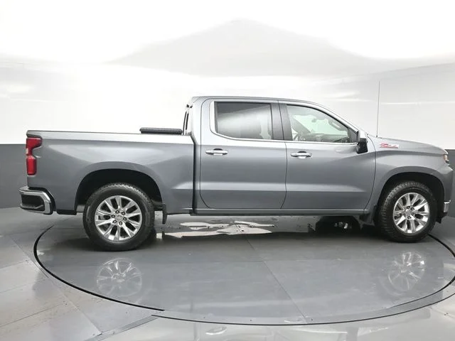 Used 2021 Gray Chevrolet LTZ image 8
