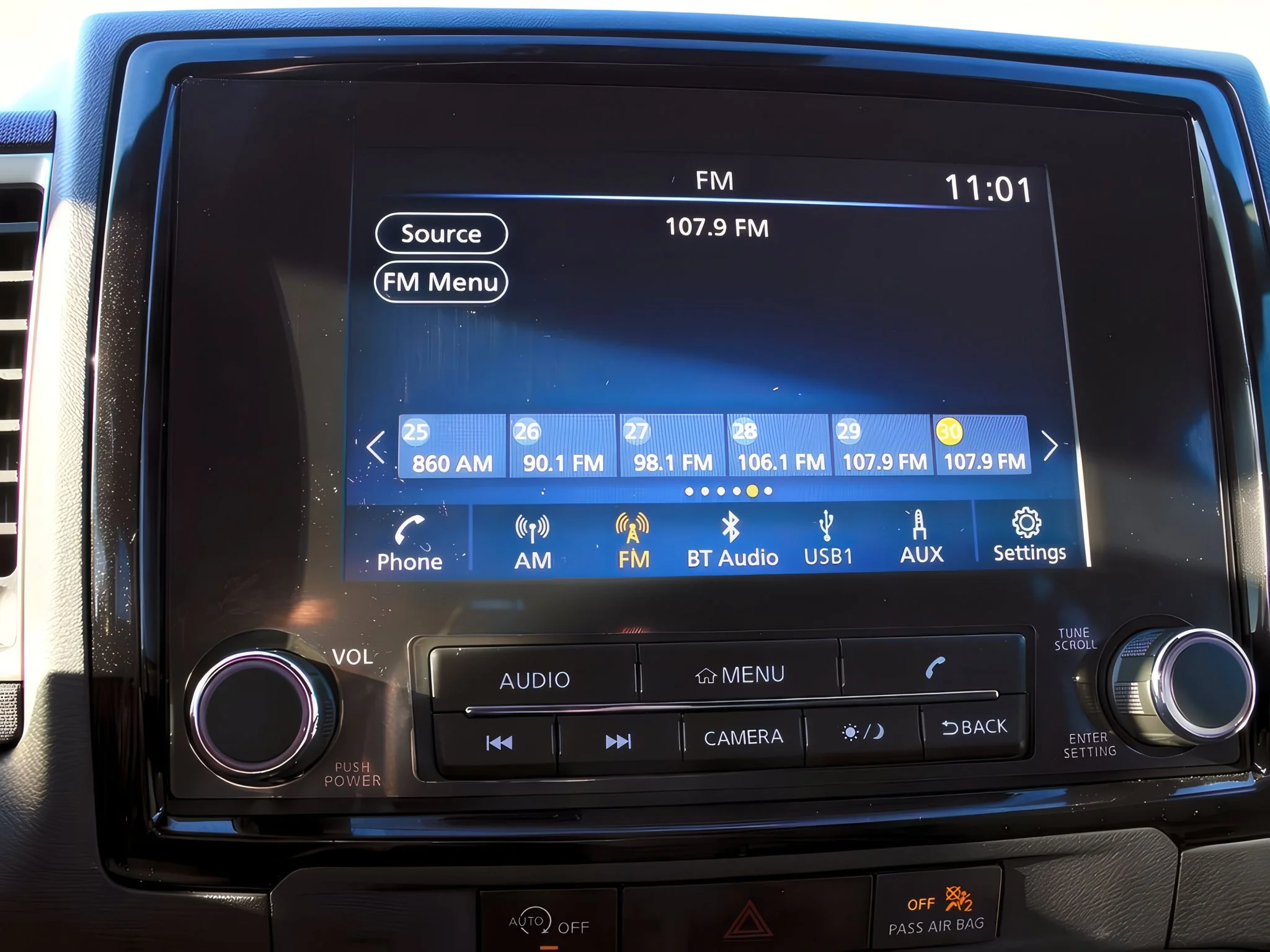2024 Nissan Frontier SL - Photo 21