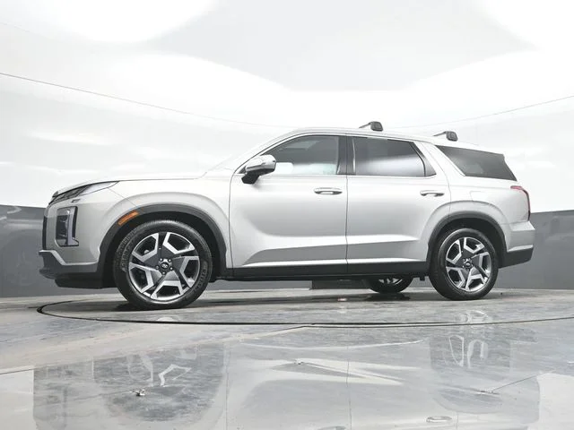 Used 2024 Silver Hyundai SEL image 21