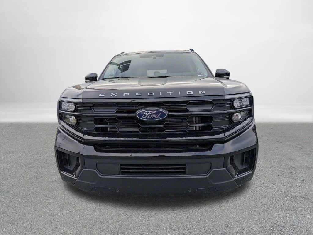 New 2026 Agate Black Metallic Ford Active image 8
