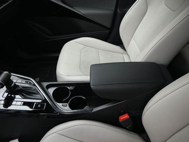 Used 2024 White Kia EX Touring image 14