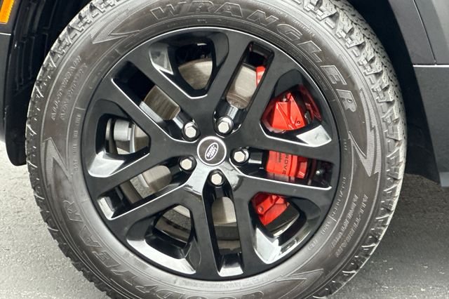 Certified Used 2024 Black Land Rover X image 24